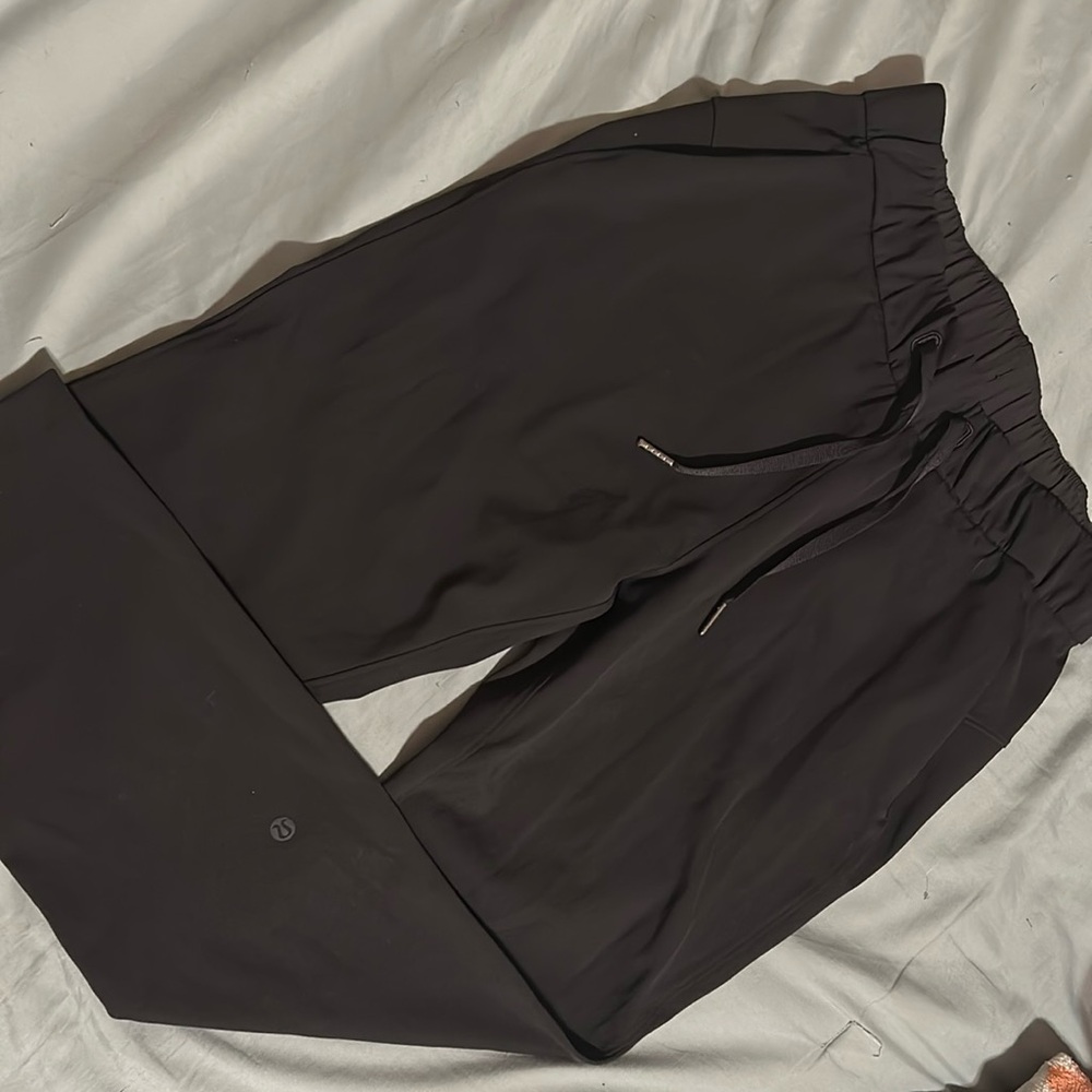 Lululemon Athletica - Capri Style
